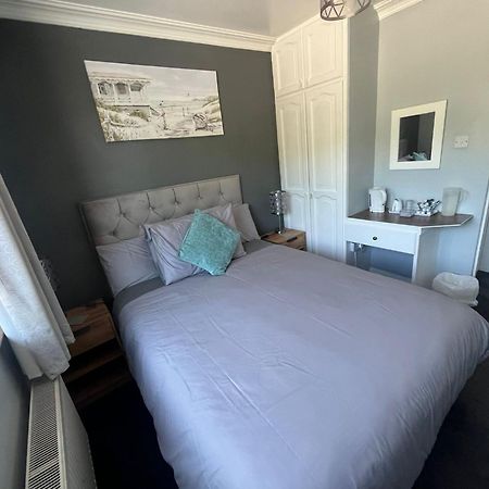 טראלי Manorlodge מראה חיצוני תמונה