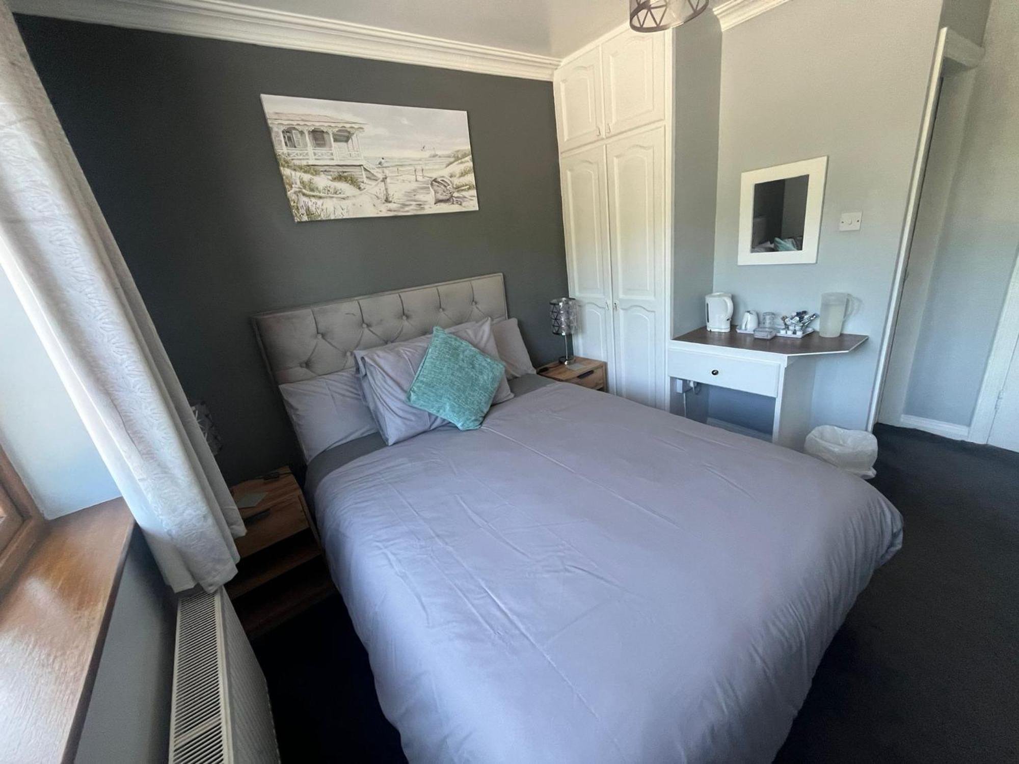 טראלי Manorlodge מראה חיצוני תמונה